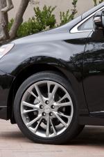 Lexus HS250h 2009 года